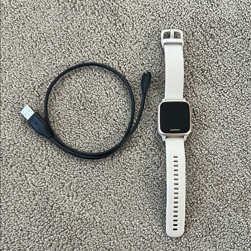 Garmin SQ Pink Smartwatch